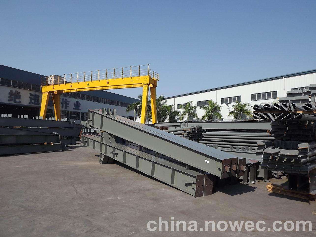 渝中网架工程中的分条(分块)吊装法